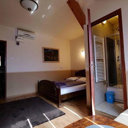 Nyilas Fogado Hotel Nyíregyháza Esterno foto