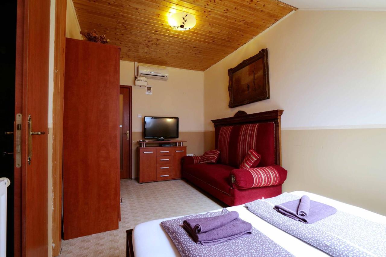 Nyilas Fogado Hotel Nyíregyháza Esterno foto