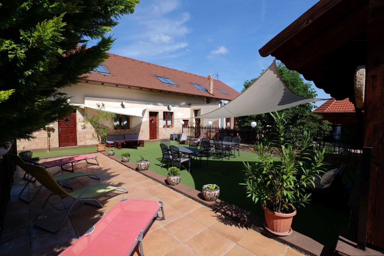 Nyilas Fogado Hotel Nyíregyháza Esterno foto