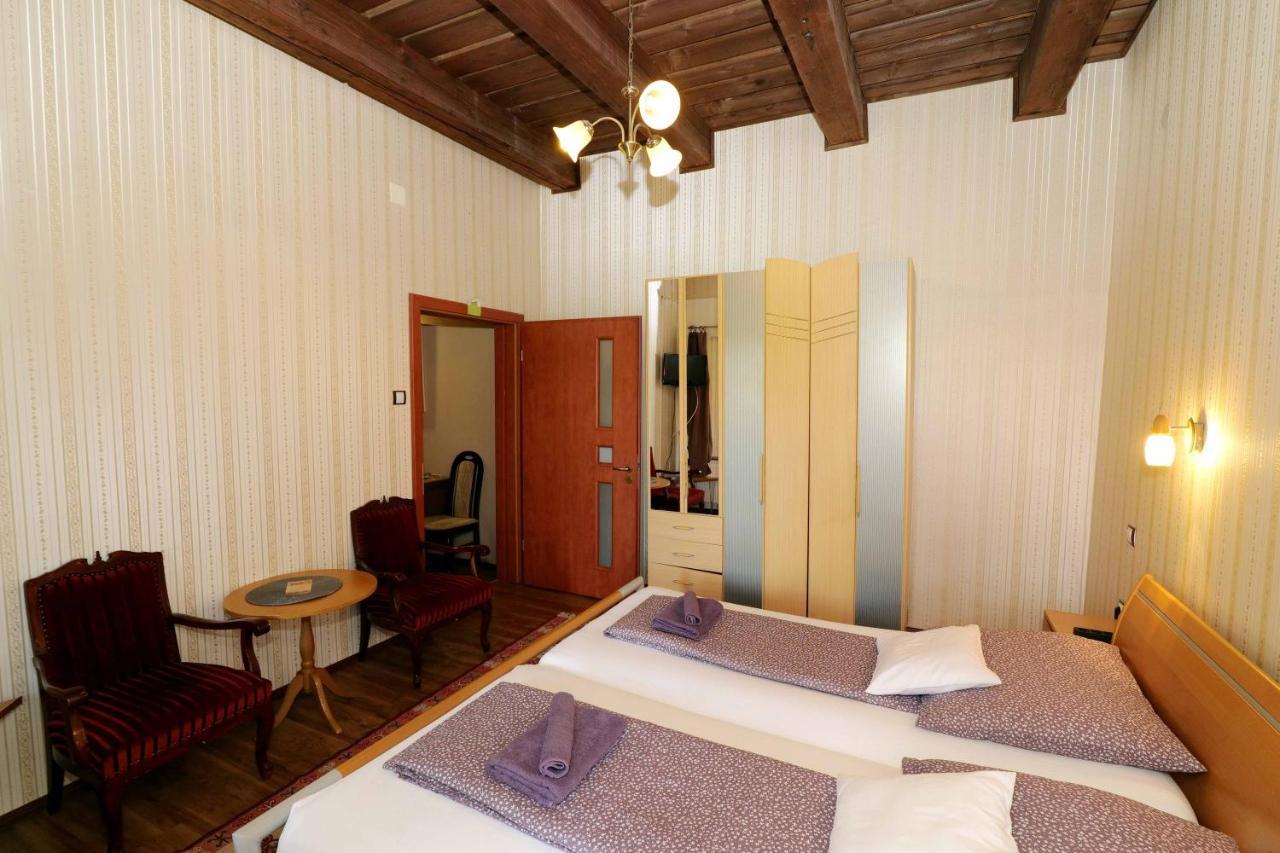 Nyilas Fogado Hotel Nyíregyháza Esterno foto